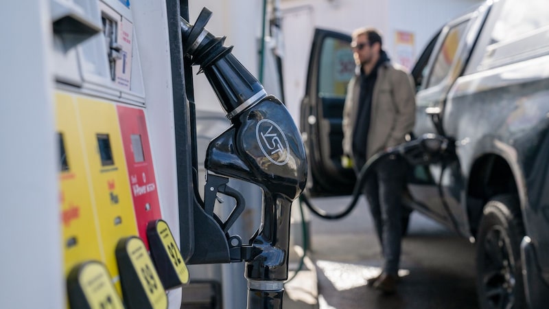 Diesel sob pressão: guerras reduzem estoques e ameaçam agravar crise do combustível Diesel sob pressão: guerras reduzem estoques e ameaçam agravar crise do combustível