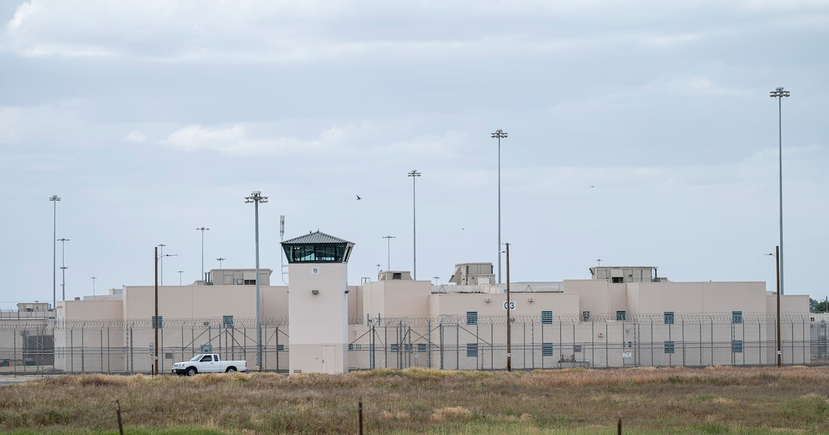 DISMINUCIÓN POBLACIÓN CARCELARIA Y POTENCIAL IMPACTO PSIQUIÁTRICO