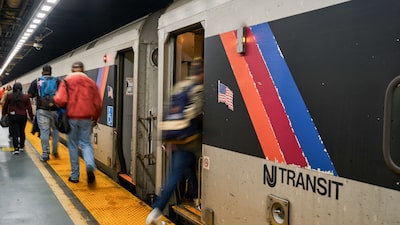 Aficionados del Mundial 2026 podrían pagar más de US$100 por trenes en Nueva Jersey Aficionados del Mundial 2026 podrían pagar más de US$100 por trenes en Nueva Jersey