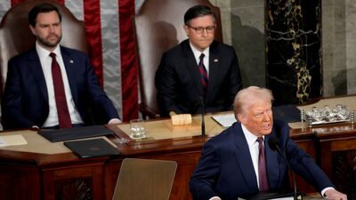 El presidente Trump pide el fin del programa de subsidios de la Ley de Chips entre aplausos El presidente Trump pide el fin del programa de subsidios de la Ley de Chips entre aplausos