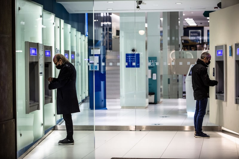 El lunes 6 de febrero es día de descanso obligatorio de acuerdo con la Ley Federal del Trabajo. El lunes 6 de febrero es día de descanso obligatorio de acuerdo con la Ley Federal del Trabajo.
