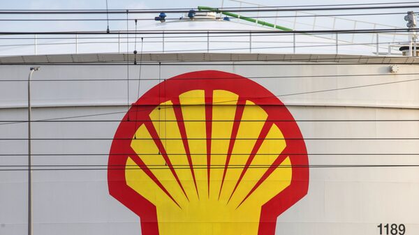 Shell remueve el “Dutch” de su nombre y traslada sede central a Reino Unido Shell remueve el “Dutch” de su nombre y traslada sede central a Reino Unido