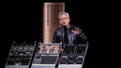 CEO da Nvidia prevê dobrar vendas e chegar a US$ 1 trilhão em 2027 com novos mercados CEO da Nvidia prevê dobrar vendas e chegar a US$ 1 trilhão em 2027 com novos mercados