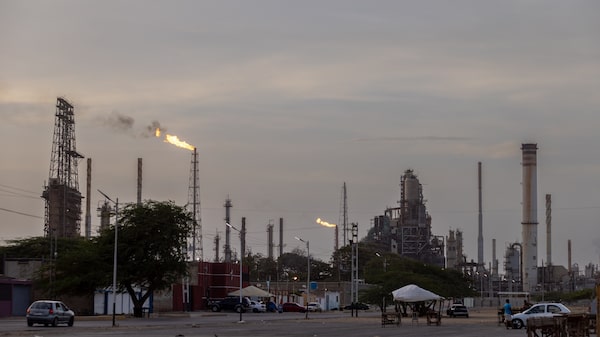 De cripto a petróleo: bilionário da Coinbase vê oportunidade ‘excepcional’ na Venezuela De cripto a petróleo: bilionário da Coinbase vê oportunidade ‘excepcional’ na Venezuela