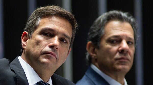 Lula y el Senado de Brasil intensifican la presión para recorte de tasas Lula y el Senado de Brasil intensifican la presión para recorte de tasas