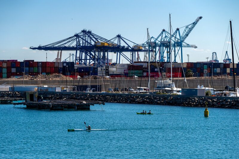 Estados Unidos revocó la semana pasada los permisos que habían permitido a la petrolera española Repsol SA operar en Venezuela. Estados Unidos revocó la semana pasada los permisos que habían permitido a la petrolera española Repsol SA operar en Venezuela.