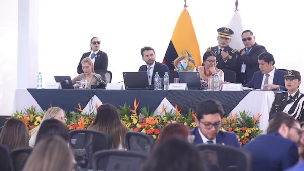 Ecuador aprueba ley que limita el gasto corriente de los gobiernos locales Ecuador aprueba ley que limita el gasto corriente de los gobiernos locales