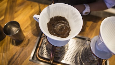 Adeus geração ansiosa? Mercado se adapta a novos hábitos com menor consumo de cafeína Adeus geração ansiosa? Mercado se adapta a novos hábitos com menor consumo de cafeína