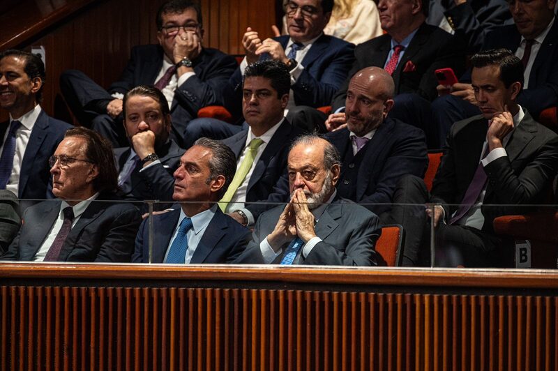 Carlos Slim, toma de protesta de Claudia Sheinbaum, 1 de octubre de 2024 Carlos Slim, toma de protesta de Claudia Sheinbaum, 1 de octubre de 2024