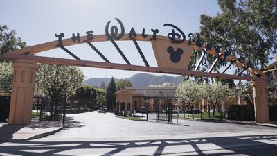 Disney decepciona en ventas y anticipa un trimestre débil por costos de sus grandes estrenos Disney decepciona en ventas y anticipa un trimestre débil por costos de sus grandes estrenos
