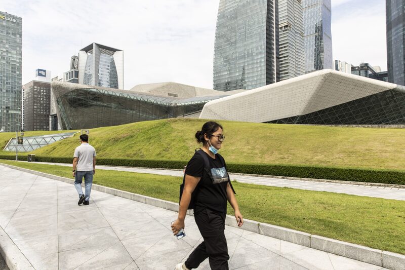 Pekín ha señalado que no se apresura a estimular la economía, lo que sugiere que el crecimiento puede seguir desacelerándose en los próximos meses. Pekín ha señalado que no se apresura a estimular la economía, lo que sugiere que el crecimiento puede seguir desacelerándose en los próximos meses.