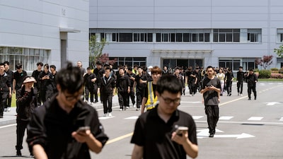 China acelera la emisión de bonos a tasa variable para enfrentar la volatilidad de tasas China acelera la emisión de bonos a tasa variable para enfrentar la volatilidad de tasas