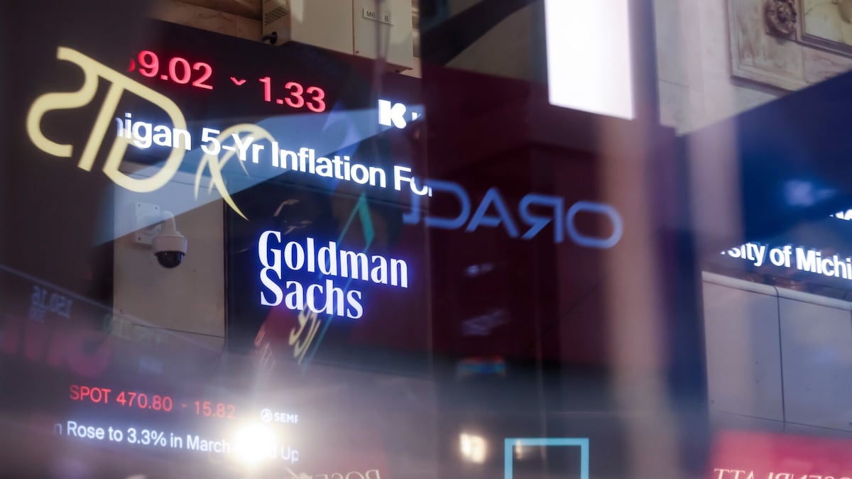 Wall Street cae con el petróleo sobre los US$100 y tras los resultados de Goldman Sachs