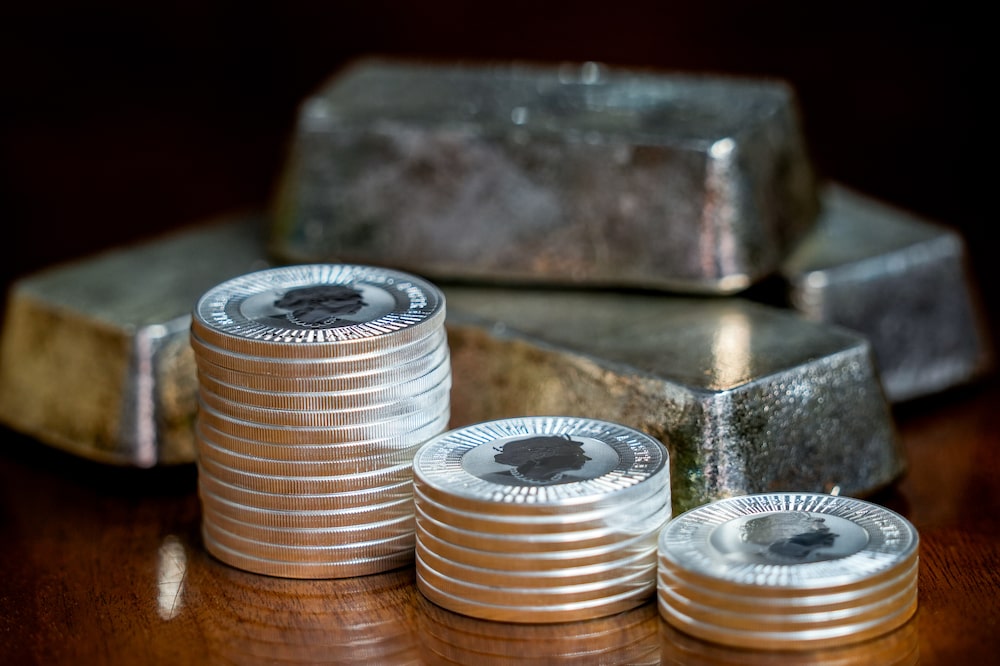 Gold Tops $5,500 as Record Rally Gains Pace Gold Tops $5,500 as Record Rally Gains Pace