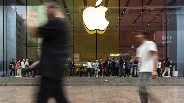 Los fondos de cobertura añaden a Apple y remodelan su cartera tecnológica Los fondos de cobertura añaden a Apple y remodelan su cartera tecnológica