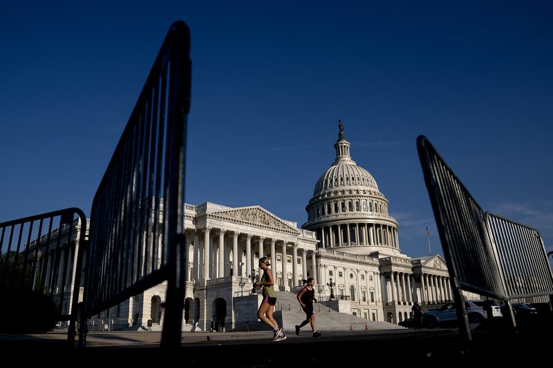 El proyecto de ley fiscal se estanca en la Cámara de Representantes mientras Trump busca convencer a los republicanos de línea dura El proyecto de ley fiscal se estanca en la Cámara de Representantes mientras Trump busca convencer a los republicanos de línea dura