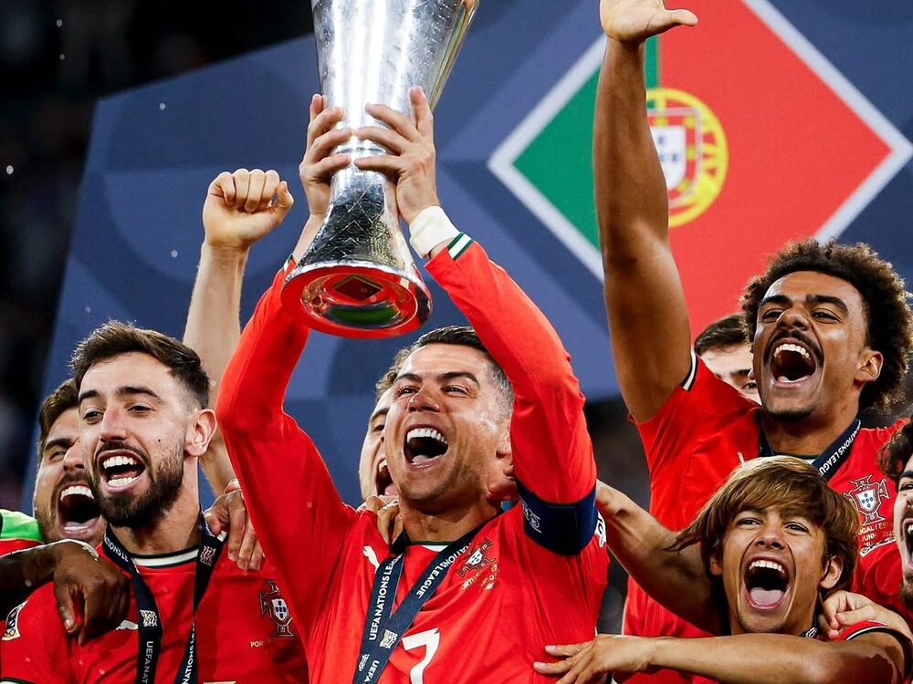 Cristiano Ronaldo Cristiano Ronaldo