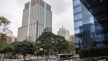 Mercado vive semana histórica com euforia após avanço de Flávio Bolsonaro na eleição Mercado vive semana histórica com euforia após avanço de Flávio Bolsonaro na eleição