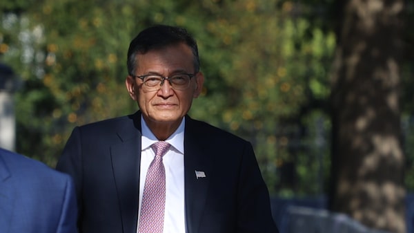 Acciones de Intel se disparan tras reunión de su CEO con Donald Trump Acciones de Intel se disparan tras reunión de su CEO con Donald Trump