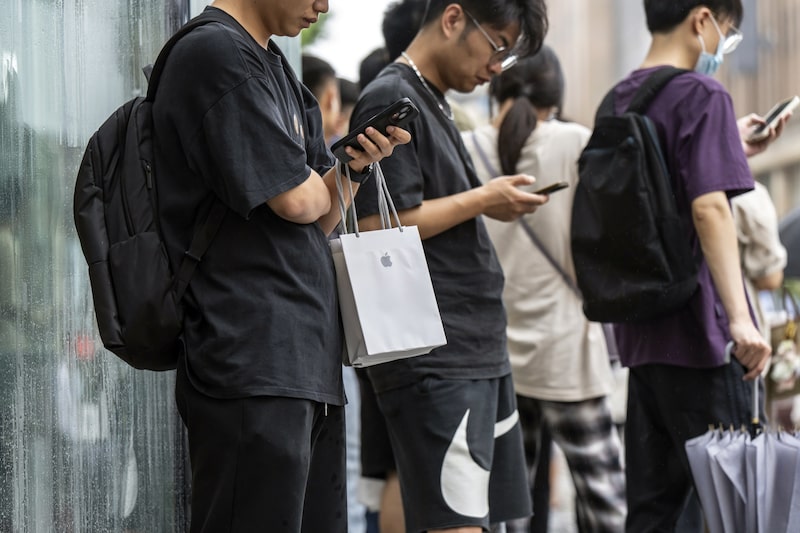 Apple afronta un inicio de año difícil: los riesgos arancelarios, entre las razones. Apple afronta un inicio de año difícil: los riesgos arancelarios, entre las razones.