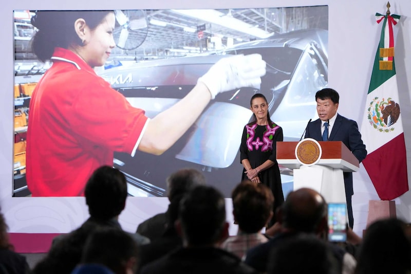Kia méxico Yung Sam Kim Kia méxico Yung Sam Kim