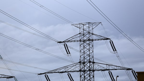 CFE obtiene crédito por US$300 millones de CAF para financiar redes eléctricas en México CFE obtiene crédito por US$300 millones de CAF para financiar redes eléctricas en México