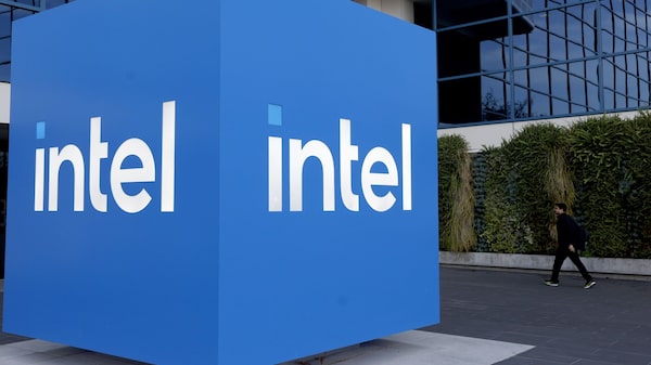 Intel apuesta por Musk: colaborará en la fabricación de chips para Tesla, SpaceX y xAI Intel apuesta por Musk: colaborará en la fabricación de chips para Tesla, SpaceX y xAI