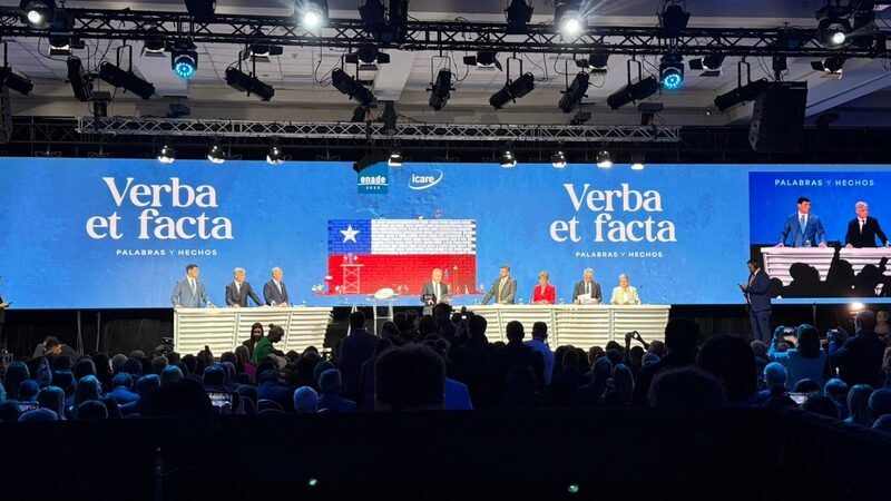 Resumen: que pasó en el debate Enade, intervenciones de Jara a Kast Resumen: que pasó en el debate Enade, intervenciones de Jara a Kast