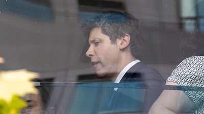Revelan que Musk consideró sumar a Altman al consejo de Tesla en plena disputa por OpenAI Revelan que Musk consideró sumar a Altman al consejo de Tesla en plena disputa por OpenAI