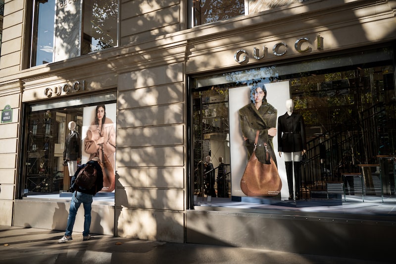 Luxury Brands Ahead of Earnings Luxury Brands Ahead of Earnings