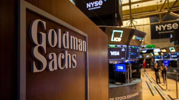 Goldman Sachs levanta US$ 16 bi em venda recorde de títulos de bancos de Wall Street Goldman Sachs levanta US$ 16 bi em venda recorde de títulos de bancos de Wall Street