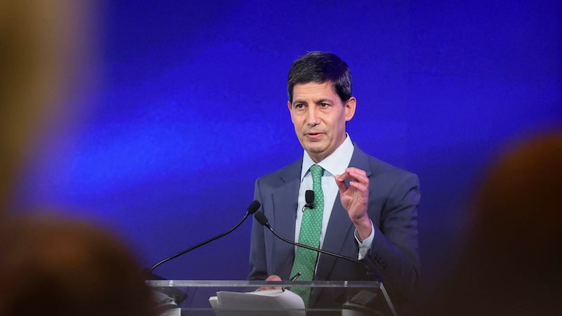 Kevin Warsh comparecerá el martes ante el Senado con su confirmación a la Fed en el limbo Kevin Warsh comparecerá el martes ante el Senado con su confirmación a la Fed en el limbo