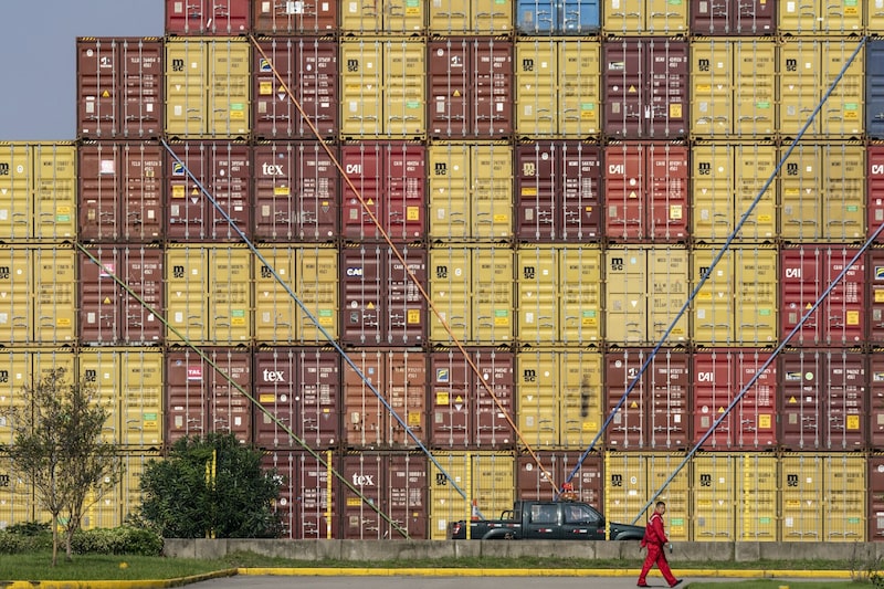 Las exportaciones a EE.UU. subieron en diciembre al nivel más alto en más de dos años, alcanzando casi US$49.000 millones y elevando el total del año a US$525.000 millones. Las exportaciones a EE.UU. subieron en diciembre al nivel más alto en más de dos años, alcanzando casi US$49.000 millones y elevando el total del año a US$525.000 millones.