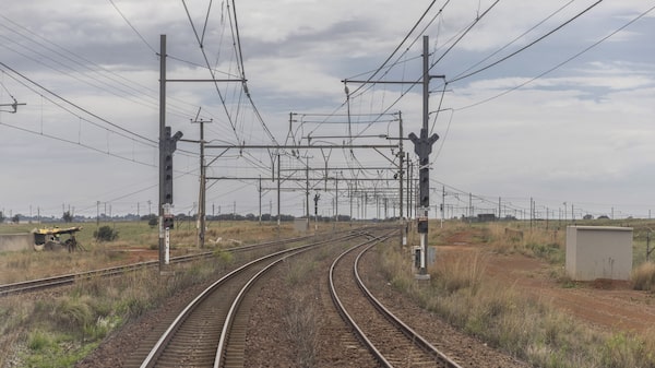 Gobierno de México compra la totalidad del Tren Suburbano a CAF y Omnitren Gobierno de México compra la totalidad del Tren Suburbano a CAF y Omnitren