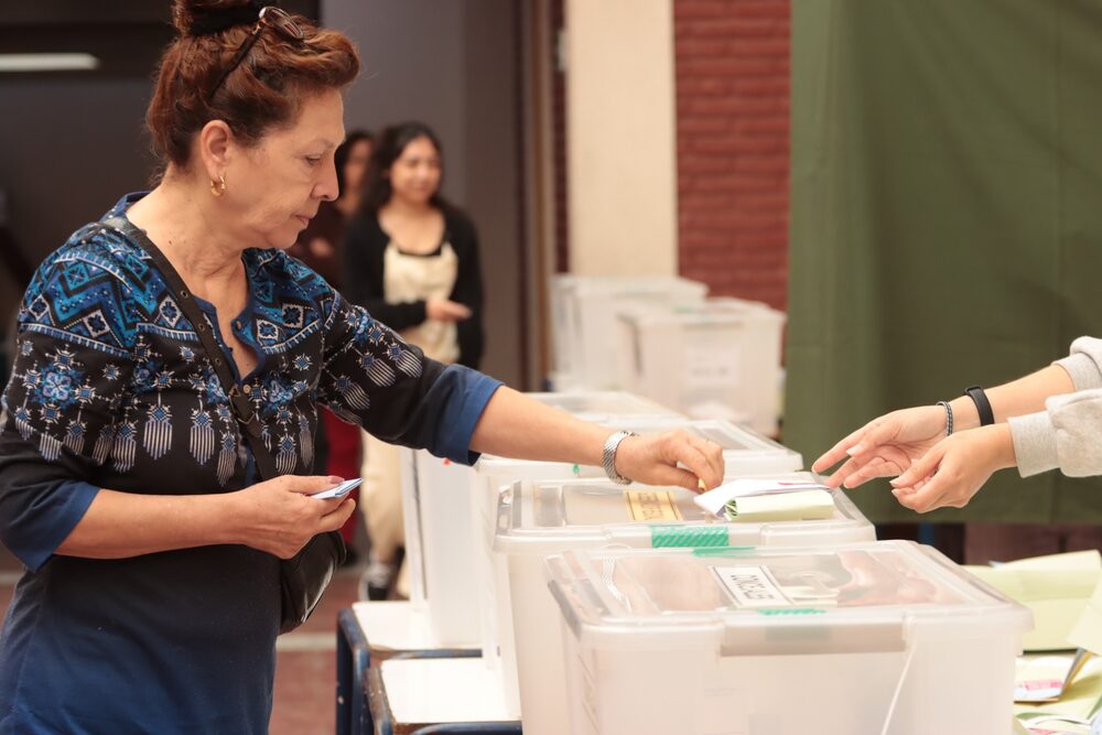 Ambiente de las elecciones municipales de Chile, que se realizaron el 26 y 27 de octubre de 2024. Ambiente de las elecciones municipales de Chile, que se realizaron el 26 y 27 de octubre de 2024.