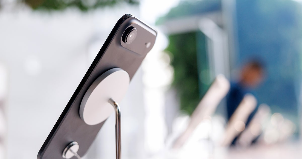 Apple plans to launch a renewed iPhone Air by spring 2027