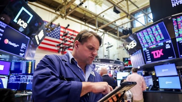 Wall Street opera mixto tras nuevo repunte inflacionario y a la espera de la cumbre Xi-Trump Wall Street opera mixto tras nuevo repunte inflacionario y a la espera de la cumbre Xi-Trump