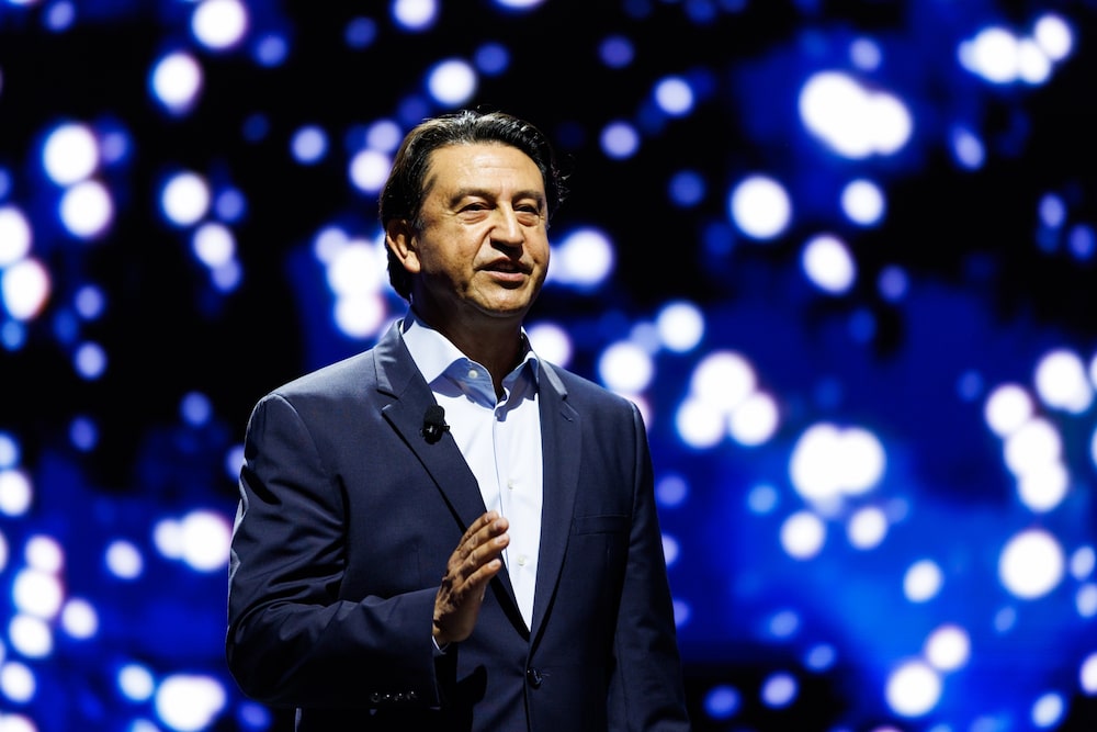 José Muñoz, CEO da Hyundai: a montadora coreana anunciou uma grande ofensiva de produtos para competir com a Toyota e enfrentar a concorrência de fabricantes chineses. (Foto: SeongJoon Cho/Bloomberg) José Muñoz, CEO da Hyundai: a montadora coreana anunciou uma grande ofensiva de produtos para competir com a Toyota e enfrentar a concorrência de fabricantes chineses. (Foto: SeongJoon Cho/Bloomberg)