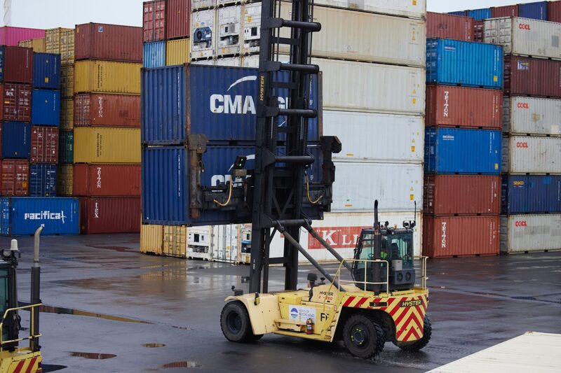 Imagen de un puerto en Nueva Zelanda. Imagen de un puerto en Nueva Zelanda.