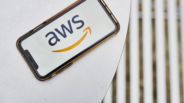 Extrabajadora de Amazon Cloud condenada por el hackeo masivo de Capital One Extrabajadora de Amazon Cloud condenada por el hackeo masivo de Capital One