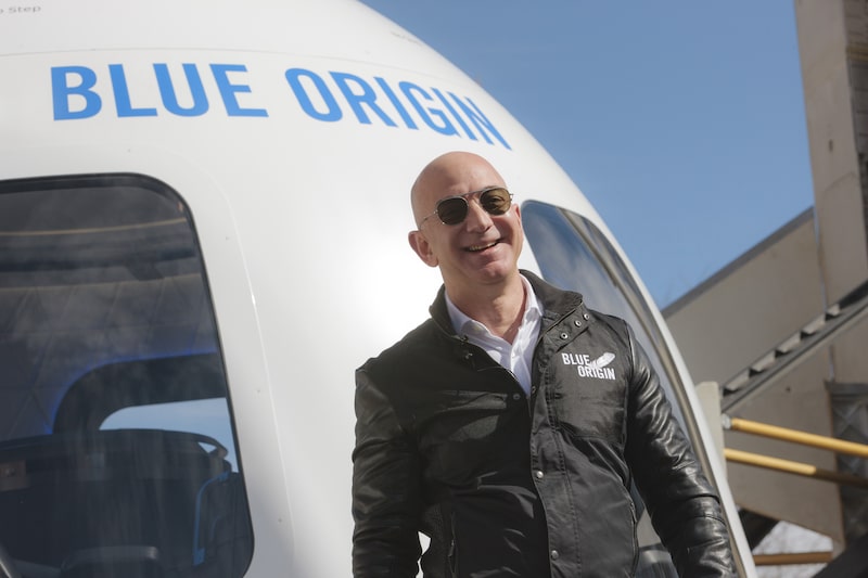 Jeff Bezos Jeff Bezos