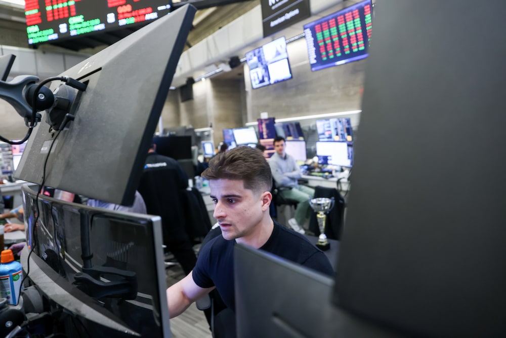 Traders work on the floor of the American Stock Exchange (AMEX) at the New York Stock Exchange (NYSE) in New York, US, on Monday, May 4, 2026. Stocks fell from all-time highs as oil climbed on concerns that heightened Middle East tensions could threaten a fragile ceasefire, keeping energy costs elevated while fueling inflation risks. Photographer: Michael Nagle/Bloomberg Traders work on the floor of the American Stock Exchange (AMEX) at the New York Stock Exchange (NYSE) in New York, US, on Monday, May 4, 2026. Stocks fell from all-time highs as oil climbed on concerns that heightened Middle East tensions could threaten a fragile ceasefire, keeping energy costs elevated while fueling inflation risks. Photographer: Michael Nagle/Bloomberg