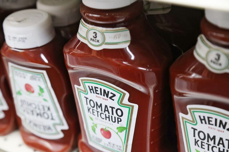 O anúncio desfaz uma fusão de US$ 46 bilhões realizada há uma década, que uniu marcas icônicas (Foto: Michael Nagle/Bloomberg) O anúncio desfaz uma fusão de US$ 46 bilhões realizada há uma década, que uniu marcas icônicas (Foto: Michael Nagle/Bloomberg)