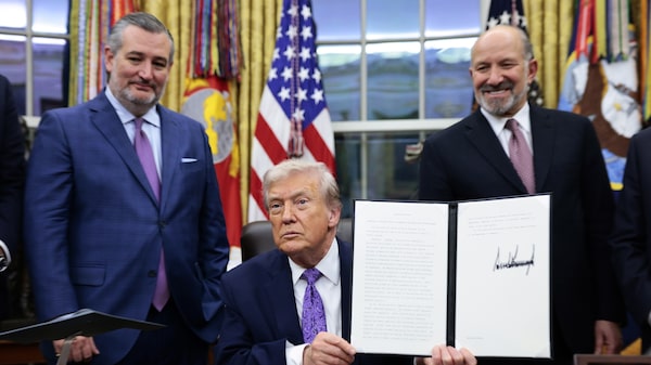 Trump firma orden para frenar regulaciones estatales de la IA y centralizar el control Trump firma orden para frenar regulaciones estatales de la IA y centralizar el control