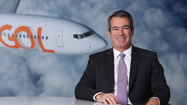 Constantino Jr., fundador da Gol e pioneiro do low coast no Brasil, morre aos 57 anos Constantino Jr., fundador da Gol e pioneiro do low coast no Brasil, morre aos 57 anos