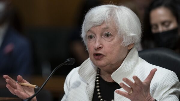 Governo vai intervir para proteger bancos menores se necessário, diz Yellen Governo vai intervir para proteger bancos menores se necessário, diz Yellen