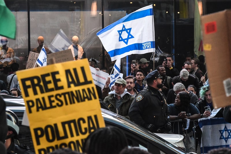 Activistas propalestinos se reúnen para un Día de Acción Activistas propalestinos se reúnen para un Día de Acción