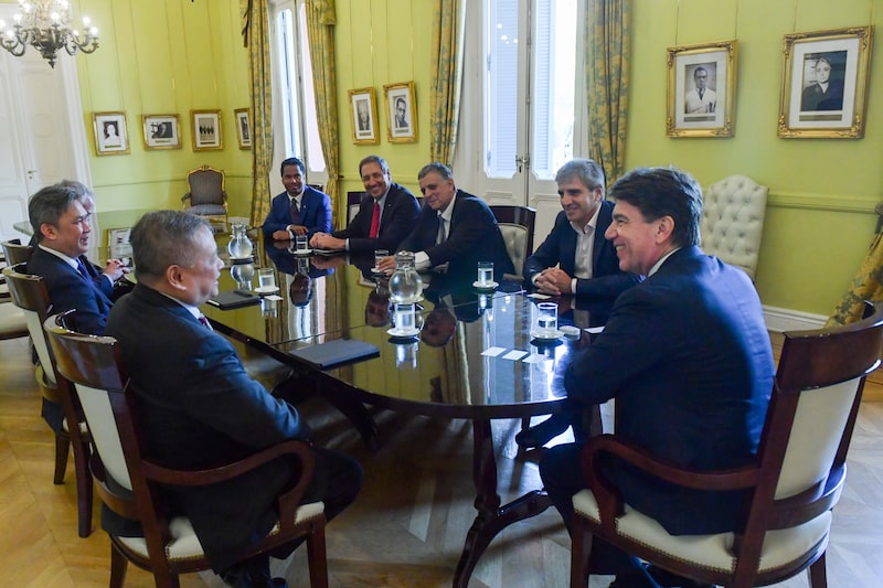 YPF y Petronas YPF y Petronas