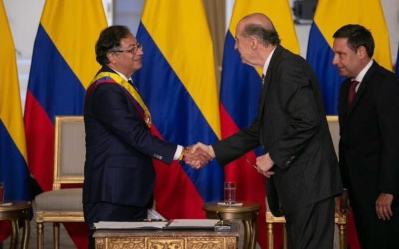 Álvaro Leyva Álvaro Leyva