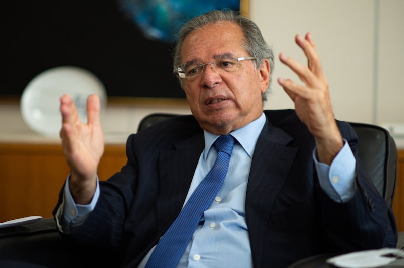 El Ministro de Economía, Paulo Guedes, en una entrevista con Bloomberg Línea en Brasilia, habló de economía y política. El Ministro de Economía, Paulo Guedes, en una entrevista con Bloomberg Línea en Brasilia, habló de economía y política.